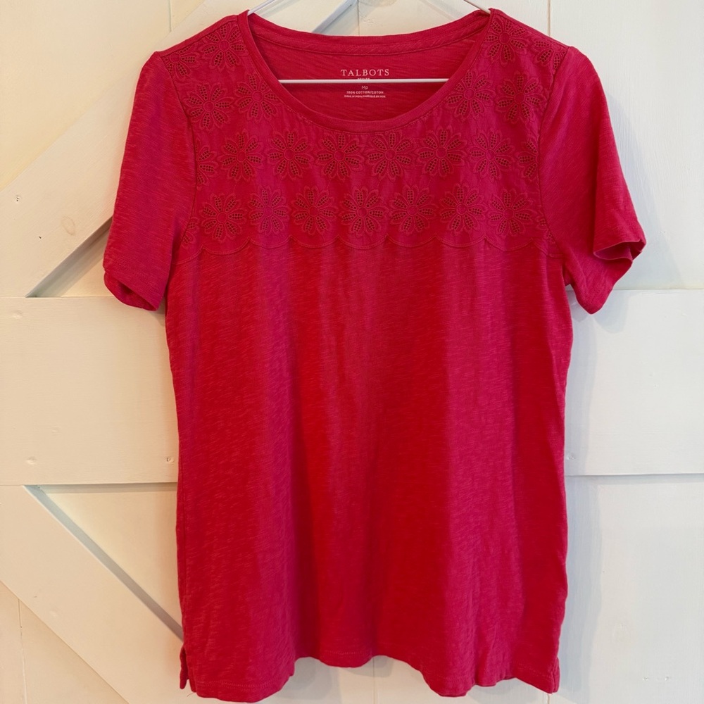 Talbots Bright Pink Embroidered Short Sleeve Tee Size M Petite Summer Casual